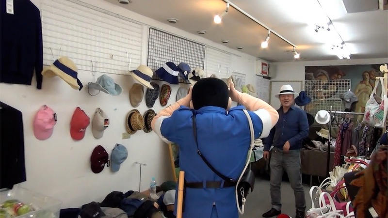 両さんこと両津勘吉と亀有銀座商店街の帽子屋で会った