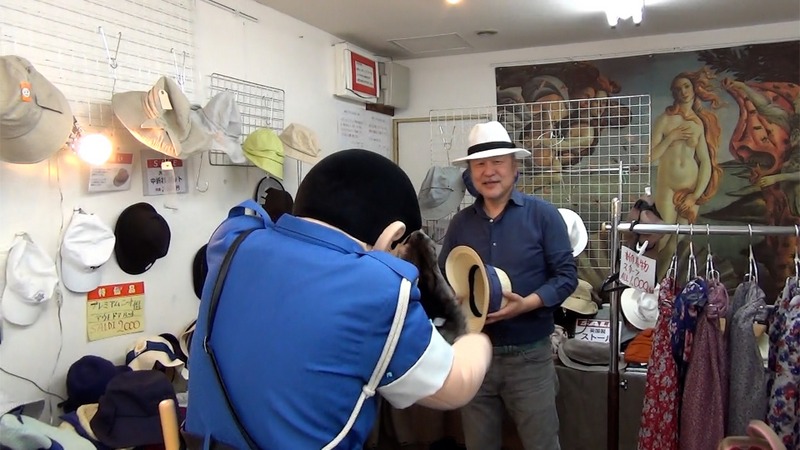 両さんこと両津勘吉と亀有銀座商店街の帽子屋で会った