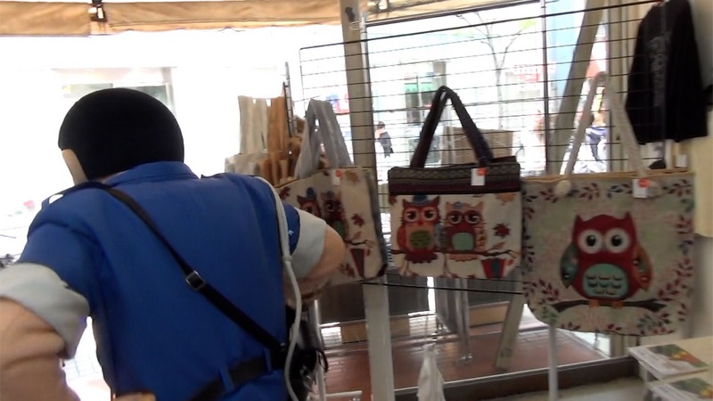 両さんこと両津勘吉と亀有銀座商店街の帽子屋で会った