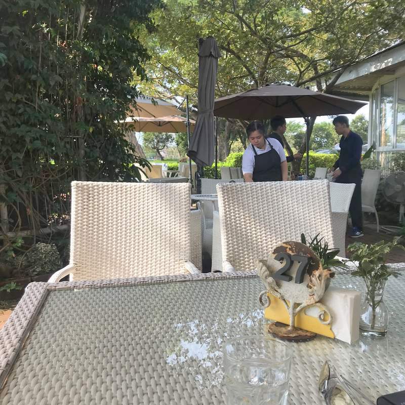 チェンライのリバーサイドカフェManorom Coffee