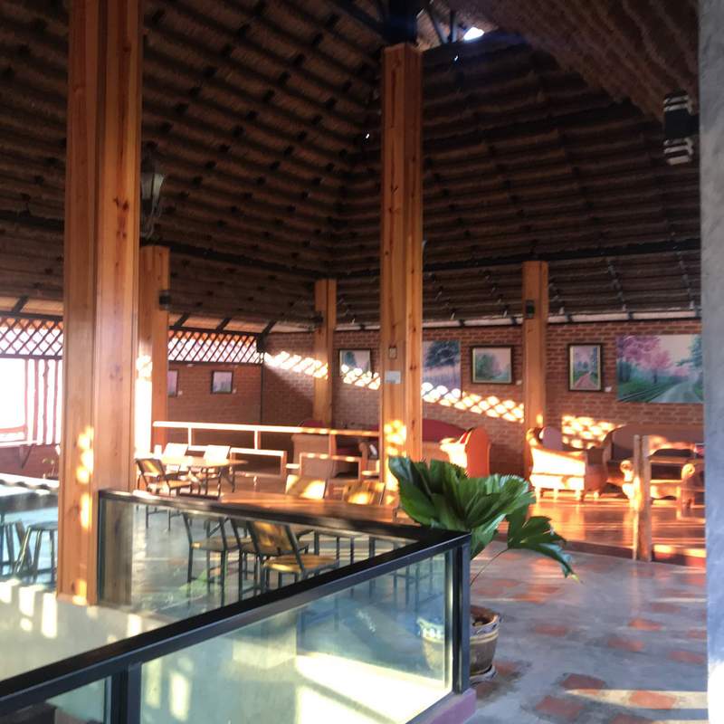 チェンライのおすすすカフェ「Lee Hu Doichang Coffee」を写真で紹介します。