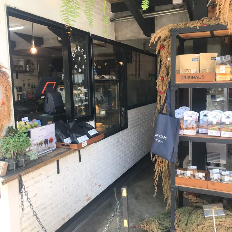 チェンマイの人気カフェ「Light Up Cafe」はタピオカミルティーが美味しい