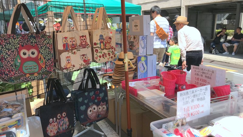 岩本町・東神田ファミリーバザールに出店してキッチン用品を販売してきました。