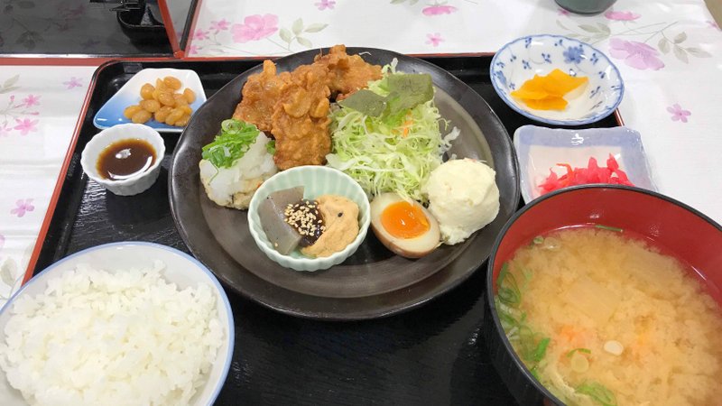 道の駅伊吹の里でランチを食べました