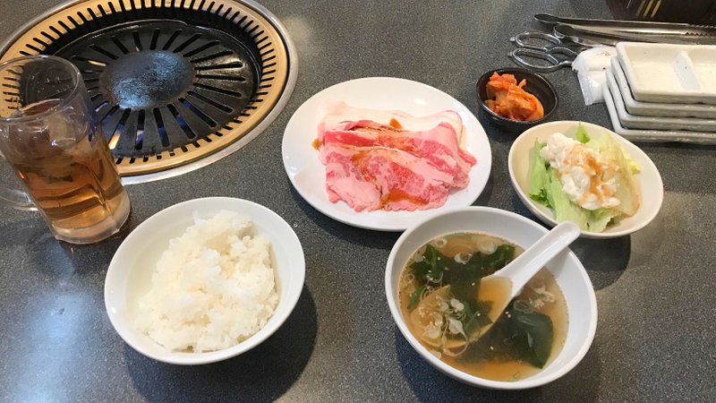 驚異の５００円焼肉ランチ