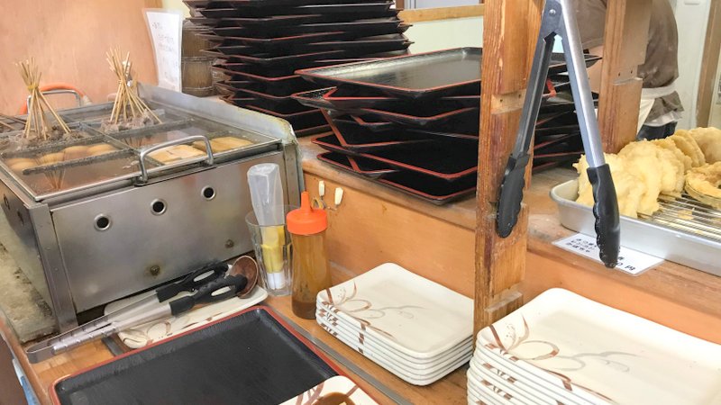 讃岐うどんの有名店「純手打うどん よしや」