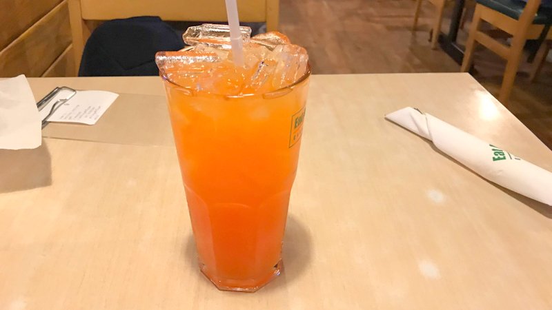 タイのバンコクのフルーツポンチジュース