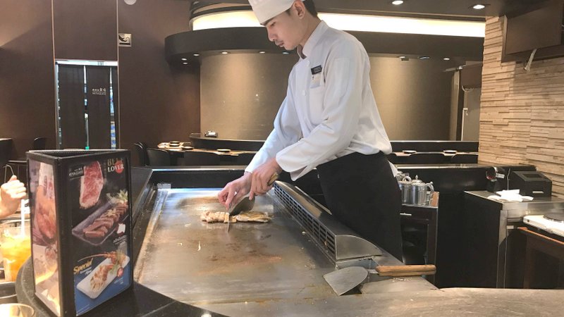 パタヤのセントラルフェスティバルにある「Miyazaki - Japanese Teppan Dining(鉄板焼宮崎)」はリーズナブルに楽しめるおすすめレストラン