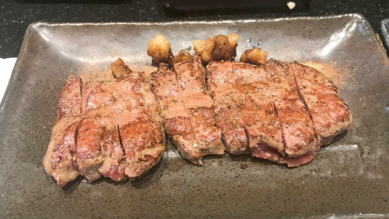 セントラルフェスティバルパタヤ内にあるレストラン「鉄板焼宮崎(Miyazaki - Japanese Teppan Dining)」のビーフステーキ定食